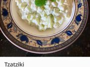 Una foto de especias tzatziki