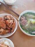 Cánh gà chiên nước mắm + canh sườn nấu bí xanh
