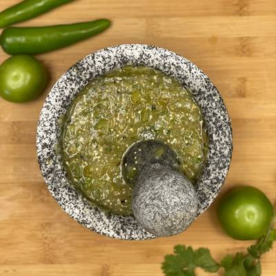 Salsa verde molcajeteada Receta de poramoralhambre- Cookpad