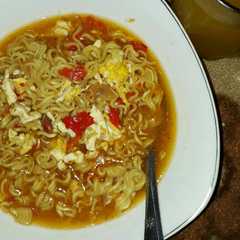 รูปของ Seblak mie toping telur