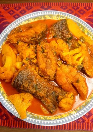 আলু ফুলকপি দিয়ে নলা মাছ রেসিপির প্রধান ছবি