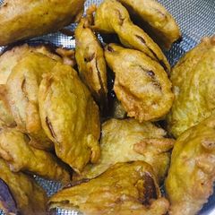 Baigan ke pakore A picture of Baigan ke pakore.
