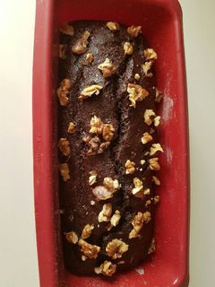 Una foto de Bizcocho vegano de plátano y cacao