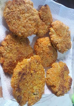 Una foto de Hamburguesas fit de zanahoria y avena súper fáciles👐