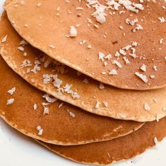 A picture of Eggless coconut pancake.