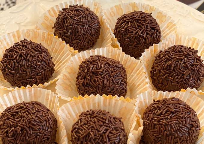 Rum Balls (Bola-bola Coklat) *Non Keto*