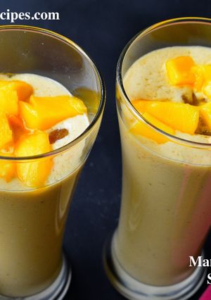 A picture of Healthy Mango Banana smoothie.