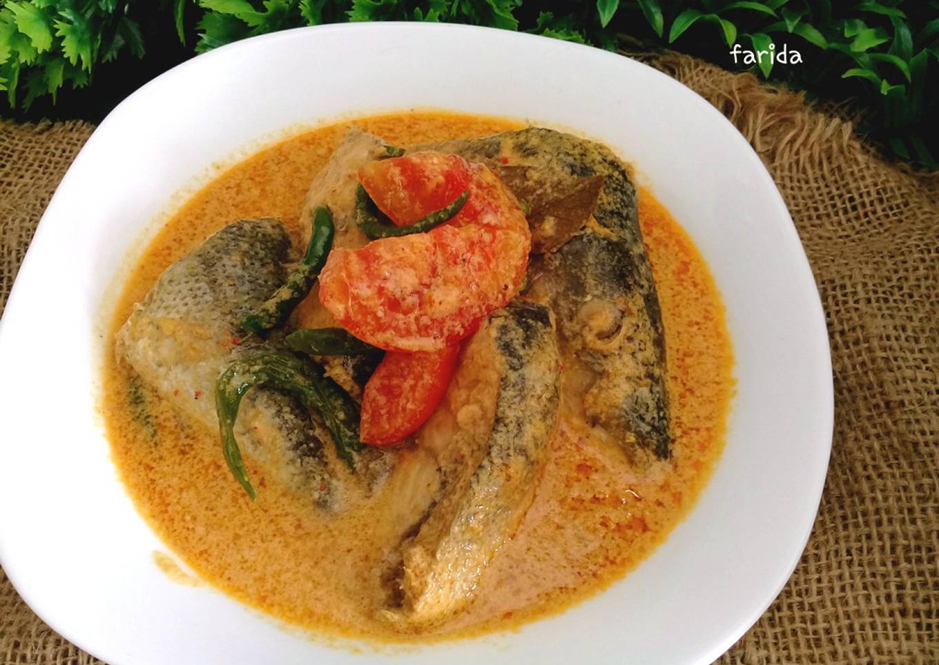 Gulai Ikan Salmon