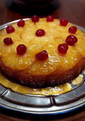 Una foto de Torta invertida de ananá (piña)
