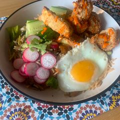 A picture of Bang Bang Cauliflower & Rice Bowls.