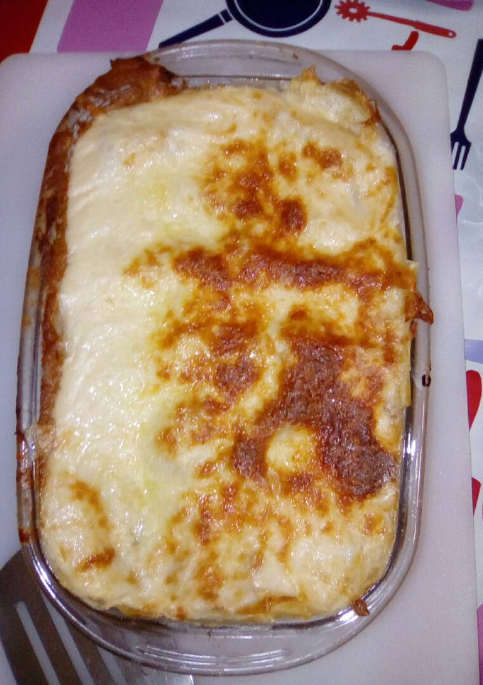 Una foto de Lasaña de atún