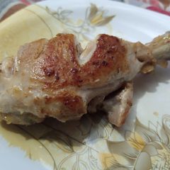 A picture of White chicken fry.