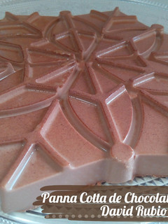 Una foto de Panna Cotta de chocolate con leche
