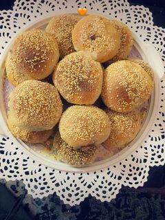 صورة لوصفة مخبوزات بالسكر والقرفة 🥯🥯