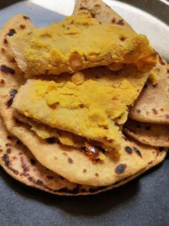 चना दाल पराठा (Chana Dal paratha recipe in hindi) रेसिपी मुख्य फोटो