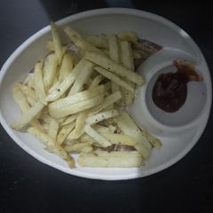 A picture of French fry.