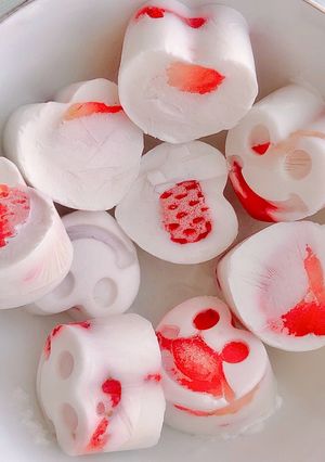Hình của món Kem dâu sữa dừa.
