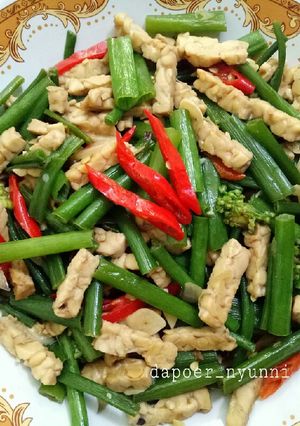 Foto resep Oseng Bunga Bawang & Tempe