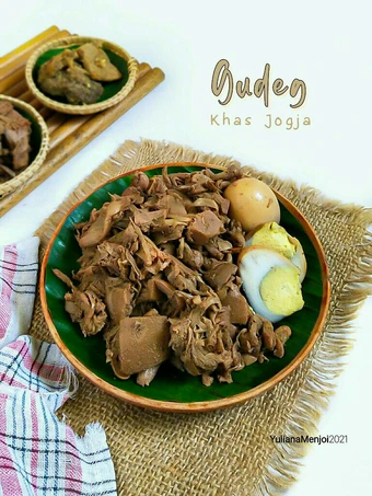 Langkah Gampang Membuat Resep Gudeg Nangka khas Jogja yang Uenak Anti Ribet, Sempurna