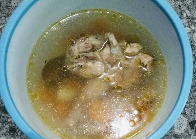 Resep: Sop ayam kampung ala2 pak min klaten Enak Dan Mudah