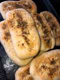 Lengüitas Saborizadas con Especias y Parmesano
