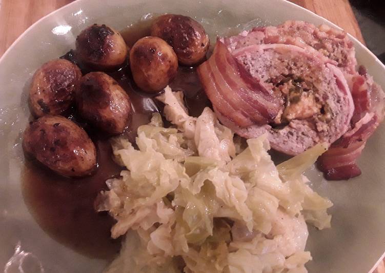 Easiest Way to Prepare Award-winning Sig&#39;s Cheese filled Meatloaf and wilted Cabbage