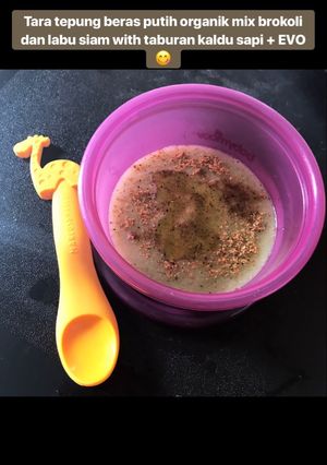 Foto resep Mpasi 6month tepung beras putih organik mix brokoli & labu siam with taburan kaldu sapi + EVO