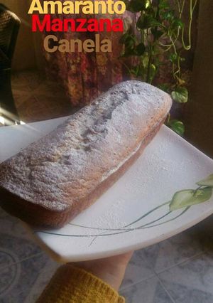Una foto de Budín de canela y manzana 🍎