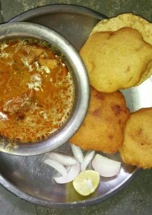 A picture of Chicken curry.