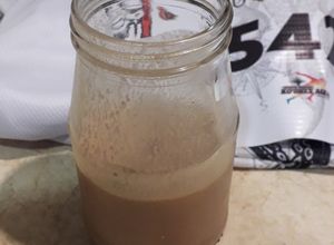 Una foto de Voy a correr..con mi licuado en la panza