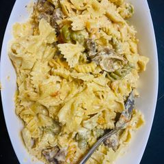 A picture of Bow pasta.