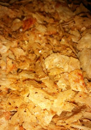 તળેલી રોટલીનો ચેવડો(fried roti chivda recipe in gujarati) રેસીપી મુખ્ય ફોટો