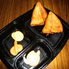 A picture of Chicken Keema Samose | Indian Street Delicacy | Fusion Food.