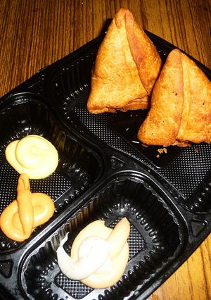 A picture of Chicken Keema Samose | Indian Street Delicacy | Fusion Food.