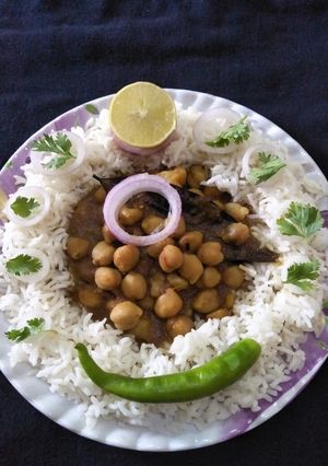 छोले चावल (Chole chawal recipe in Hindi) रेसिपी मुख्य फोटो