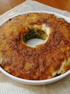 عکسی از دستور کیک پیتزایی اسفناج😊😋