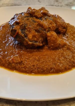 Una foto de Carrilleras de ternera en salsa de nueces y curry