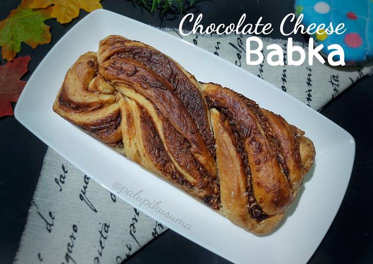 Chocolate Cheese Babka