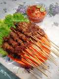 Sate Maranggi dan sambal mentah