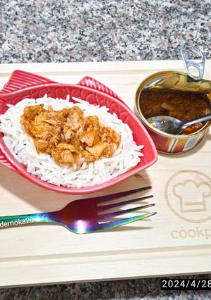 Une photo de Riz basmati au thon tomate