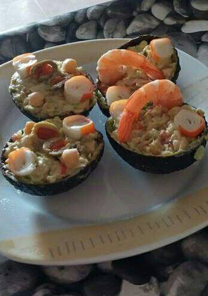 Una foto de Aguacates rellenos