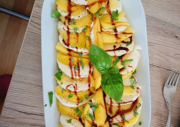 Mango-Mozzarella