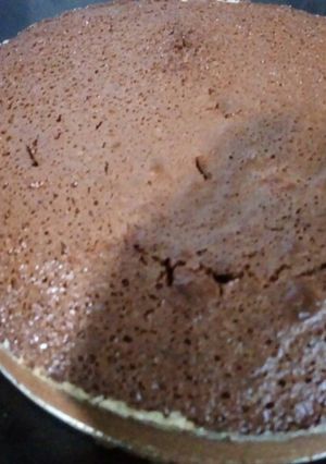 Una foto de Bizcochuelo casero de chocolate