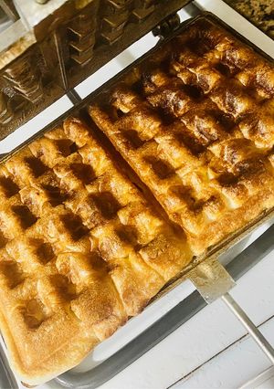 Una foto de 🧇WAFLES🧇 SALADOS (MASA CON FÉCULA DE MANDIOCA)🧇🥚🧇