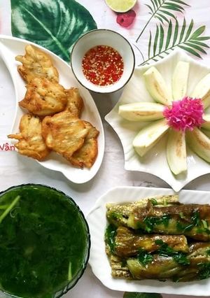 Hình của món Mâm cơm gia đình thời Covid 19.