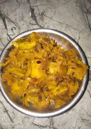 बंधा आलू की सब्जी (bandha aloo ki sabzi recipe in Hindi) रेसिपी मुख्य फोटो
