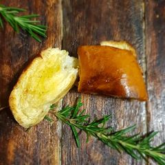 A picture of Garlic and rosemary loaf.
