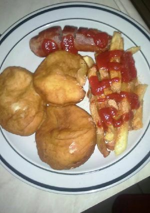 A picture of Ekasi fat cakes.