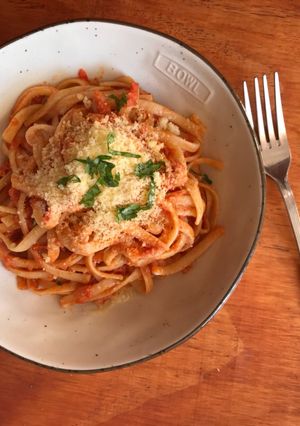 Una foto de Pasta con salsa de tomates casera