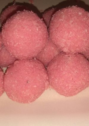रुह अफ्जा लड्डू (rooh afza laddu recipe in hindi) रेसिपी मुख्य फोटो